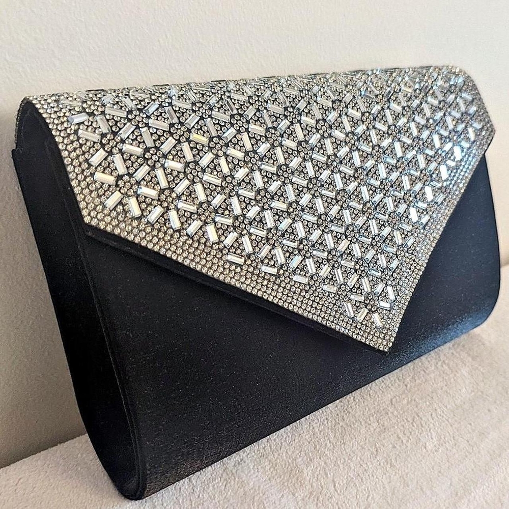 Elegant Jessica McClintock Black and Silver Beaded Evening Bag